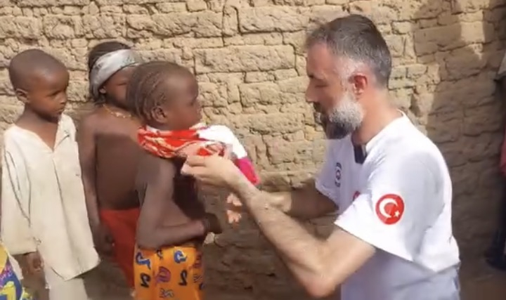 Çad’da Yetim Çocuklar